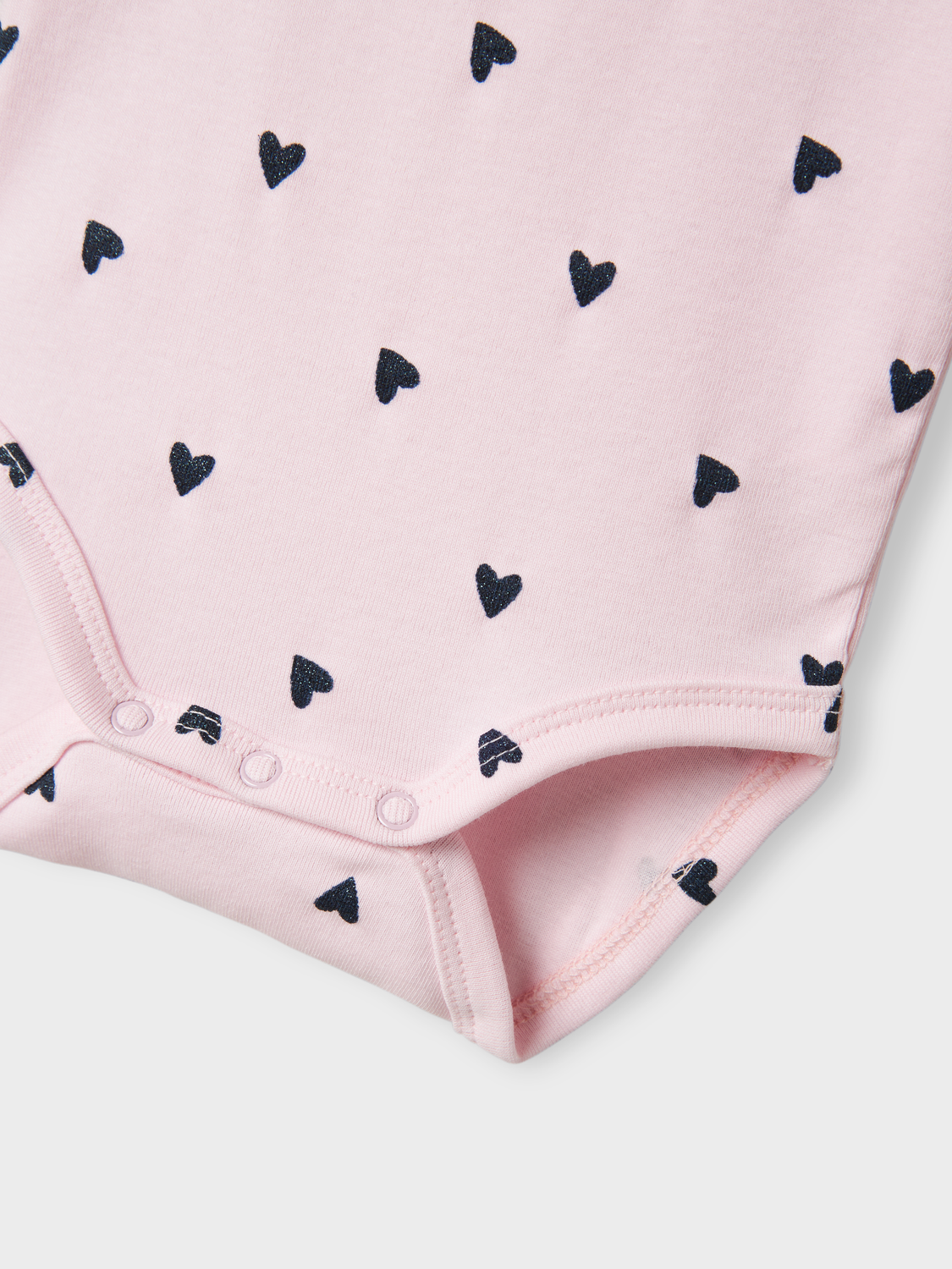 model_shot-front_full